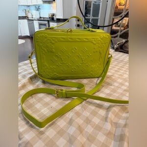 🪞🪞Vibrant Lime Crossbody Bag🪞🪞